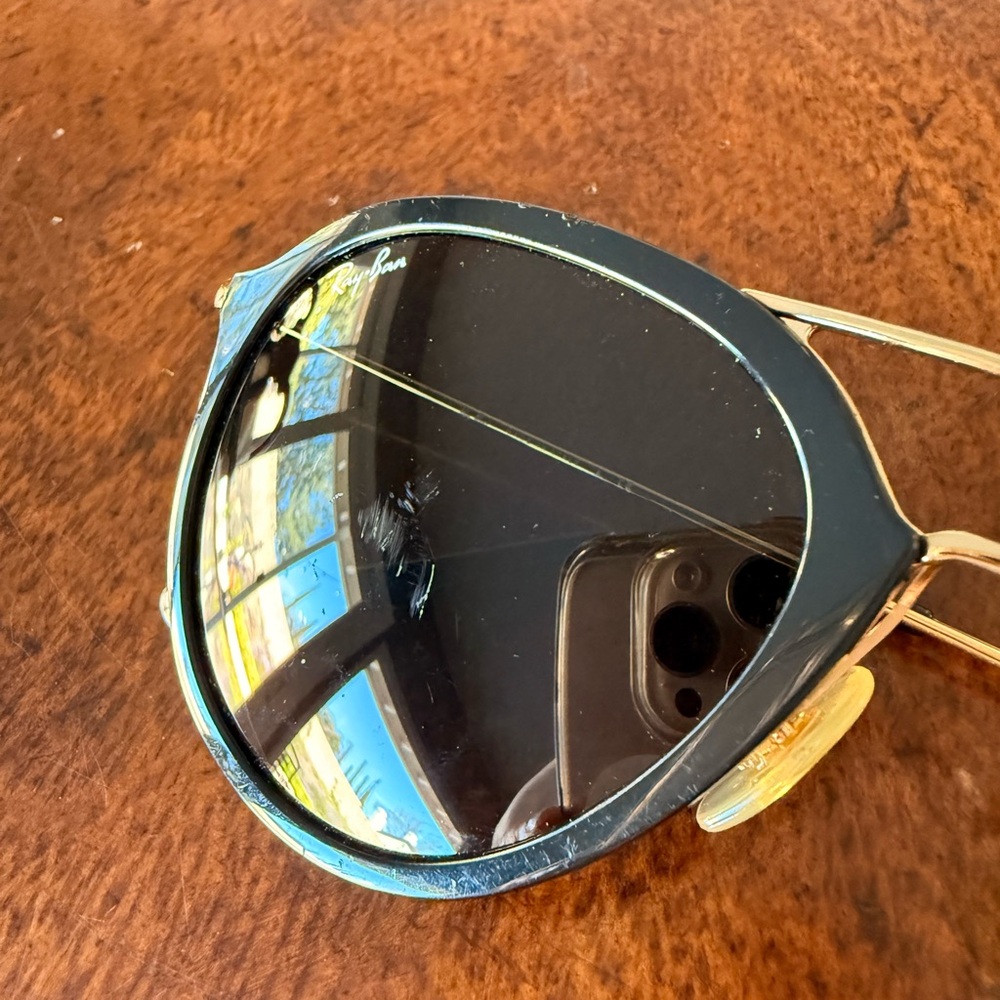 Ray-Ban Women's Black Frame with Gradient Smoke Lenses Sunglasses 4292N - Picture 4 of 6